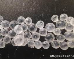 基于水凝胶珠和纳米流体的被动式太阳能组件冷却